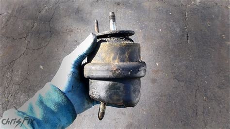 motor mount leaking oil|12 Most Common Signs Of A Bad Engine Mount